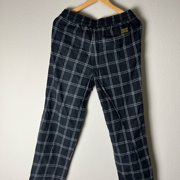 Check pattern medium pants - Picture 2 of 4